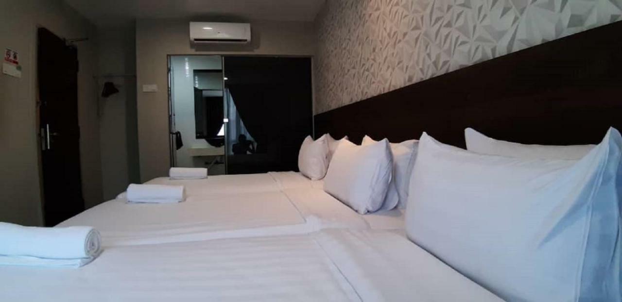 Miico Hotel @ Mount Austin Johor Bahru Zewnętrze zdjęcie