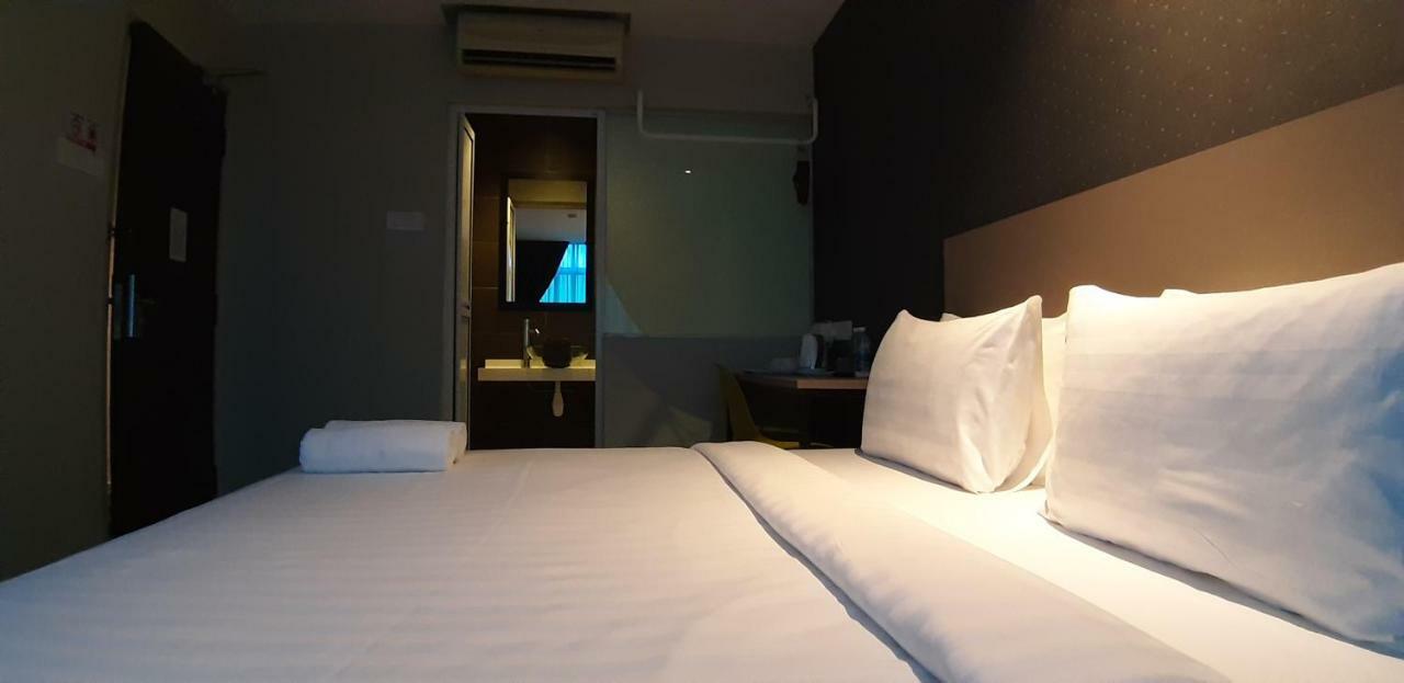 Miico Hotel @ Mount Austin Johor Bahru Zewnętrze zdjęcie